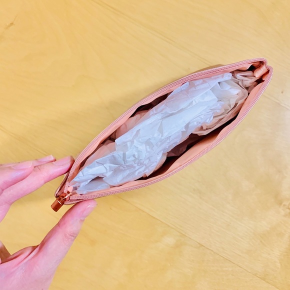 Jamberry Rose Gold Pouch - Picture 9 of 11